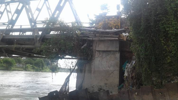 Mengkhawatirkan, Pondasi Jembatan Sungai Bahbolon Perdagangan Berlubang