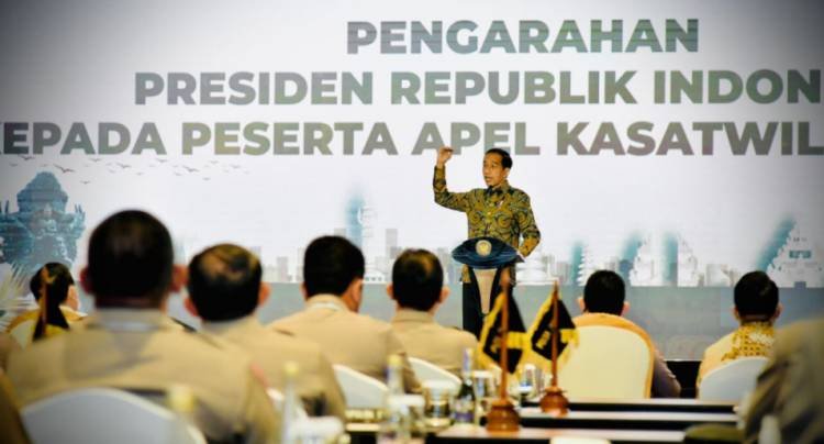 Jokowi Apresiasi TNI-Polri Mati-matian Tangani Covid: Capaian Luar Biasa