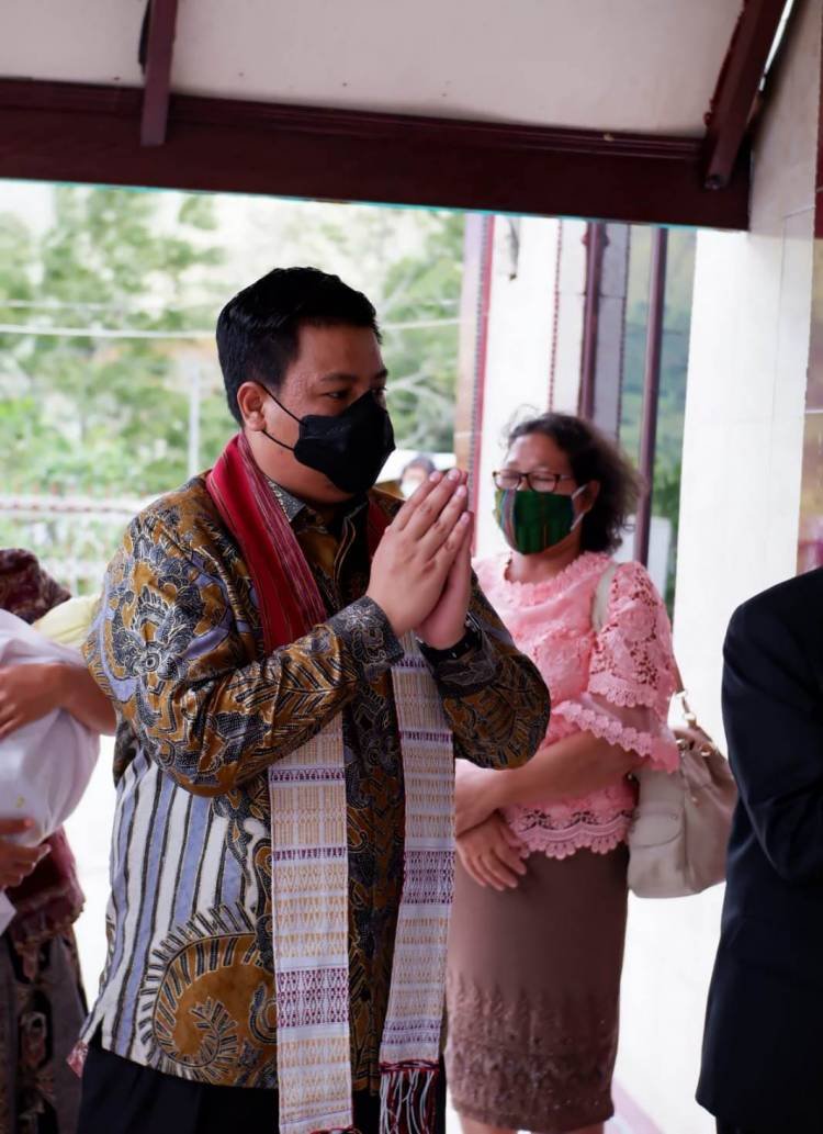 Bupati Samosir Ikuti Ibadah Sabat di GMAHK Limbong, Ajak Jemaat Ikuti Vaksinasi 