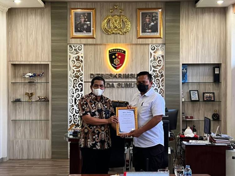 Ditreskrimsus Polda Sumut Terima Penghargaan dari Perum Bulog