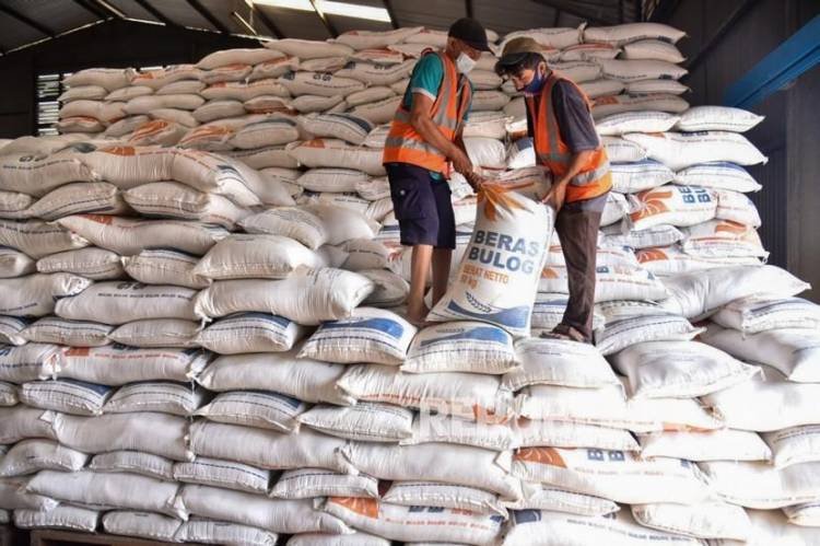 Stok Beras Bulog Sumut 8.500 Ton Lebih