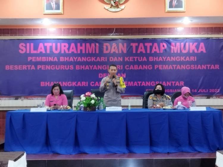 Kapolres Pematangsiantar Ingatkan Ibu Bhayangkari Bijak Bermedsos