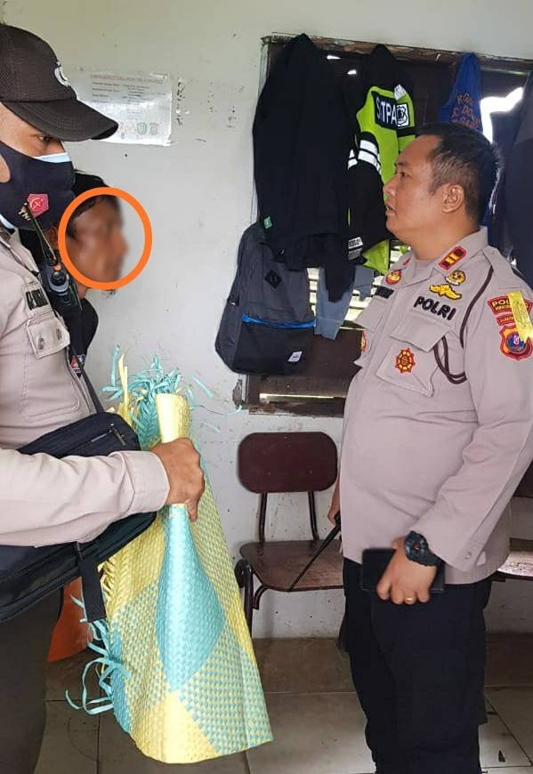 Gugup Dikira Polisi, Pemotor Tabrak Satpam dan Terjatuh, Ternyata Ditemukan Bawa Sabu