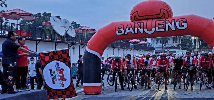 Meski Gerimis, Antusiasme Peserta Banteng Ride di Medan Tetap Tinggi