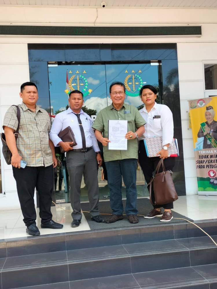 Jabiat Sagala Laporkan Mantan Bupati Samosir ke Kejati Sumut