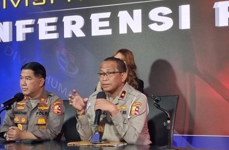 Korlantas Tegaskan Sipil Tak Boleh Lagi Pakai Pelat Rahasia Seperti RF dan QH