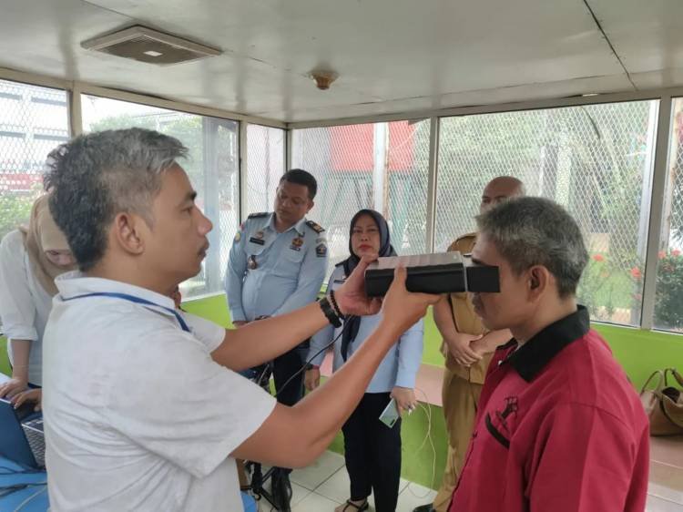 Jelang Pemilu, Warga Binaan Lapas Medan Lakukan Perekaman E-KTP