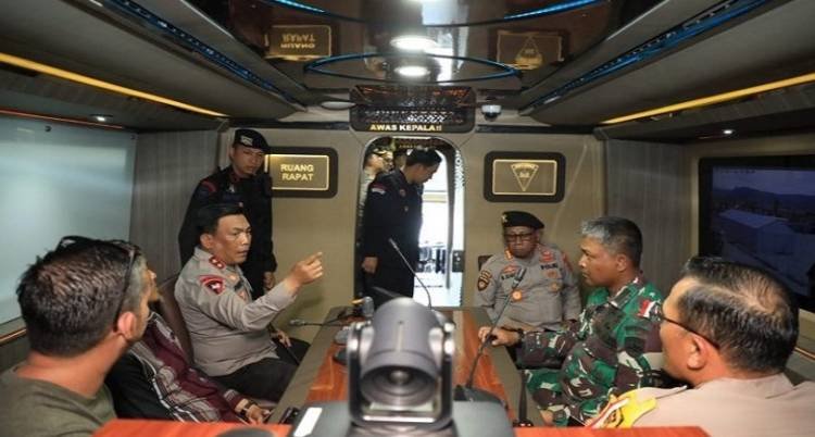 Mobile Command Center Korps Brimob Polri untuk Pengamanan F1 Power Boat Tiba di Balige