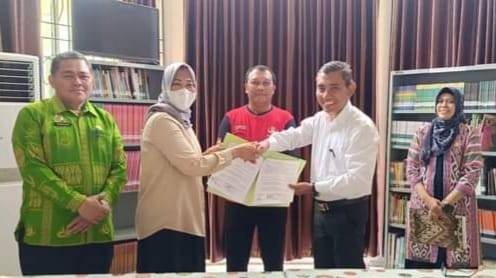 7 Perpustakaan di Sergai Terima Sertifikat Akreditasi Perpusnas RI