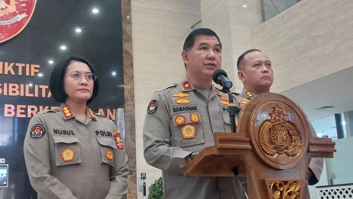 Polisi Periksa Pendeta yang Ikut dalam Saf Salat di Al Zaytun