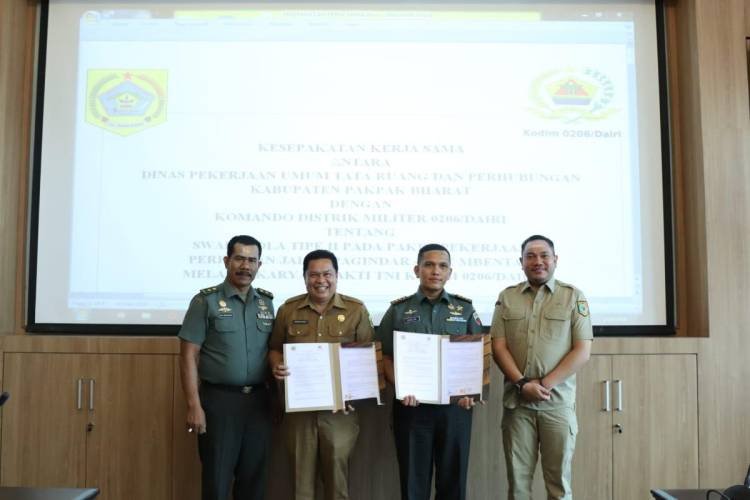 Pemkab Pakpak Bharat dan Kodim 0206/ Dairi Swakelola Pekerjaan Jalan Pagindar-Lae Mbentar Melalui Karya Bakti TNI