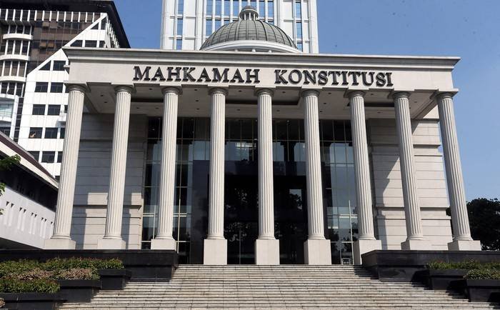 MK Tolak Gugatan Syarat Capres-Cawapres