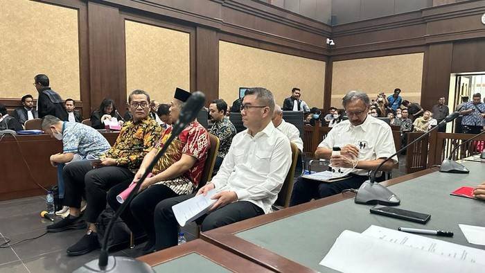 Eks Dirjen Minerba dkk Didakwa Rugikan Negara Rp 2,3 T di Kasus Korupsi Nikel
