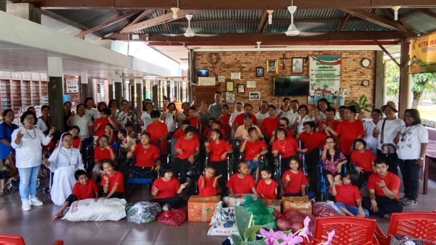 WKRI Santo Pio Saribudolok Gelar Bakti Sosial di Pusat Rehabilitasi Harapan Jaya
