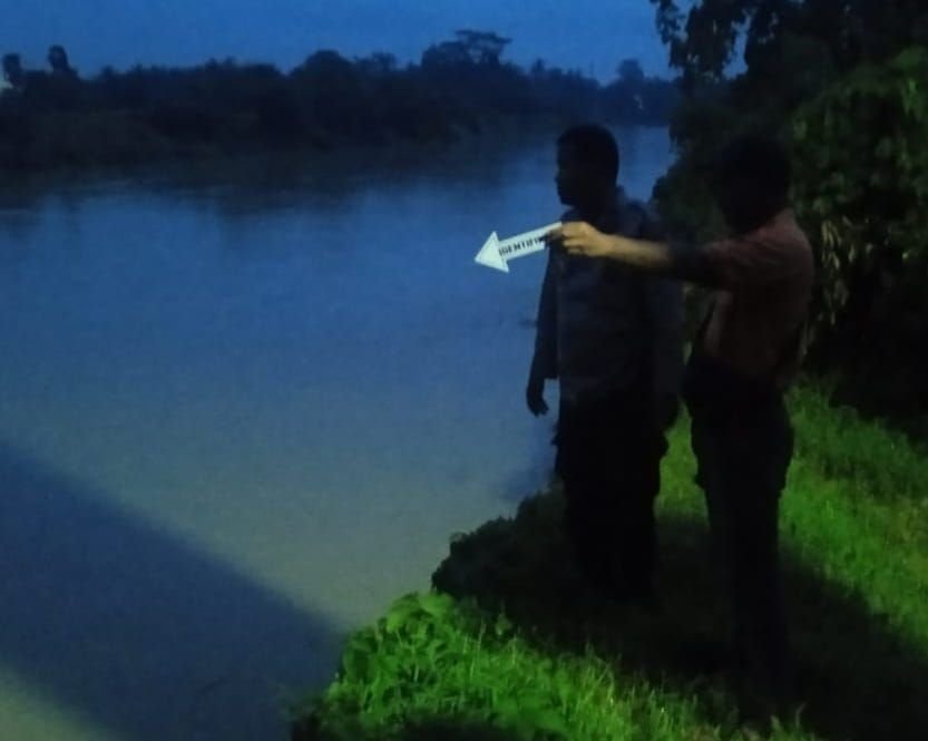 Seorang Pemuda Hanyut di Sungai Padang Tebingtinggi