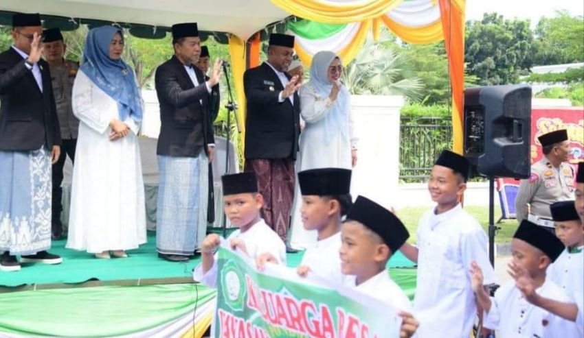 Pakai Sarung, Pjs Bupati Labura Jadi Irup HSN 2024