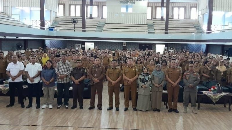 Pj Bupati Sugeng Peringatkan Kepala Sekolah di Tapteng: Jangan Terlibat Politik Praktis pada Pilkada