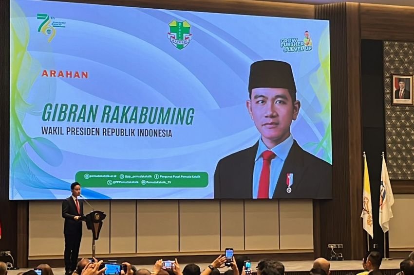 Dipersulit Jalankan Misa Natal, Gibran: Lapor ke Saya