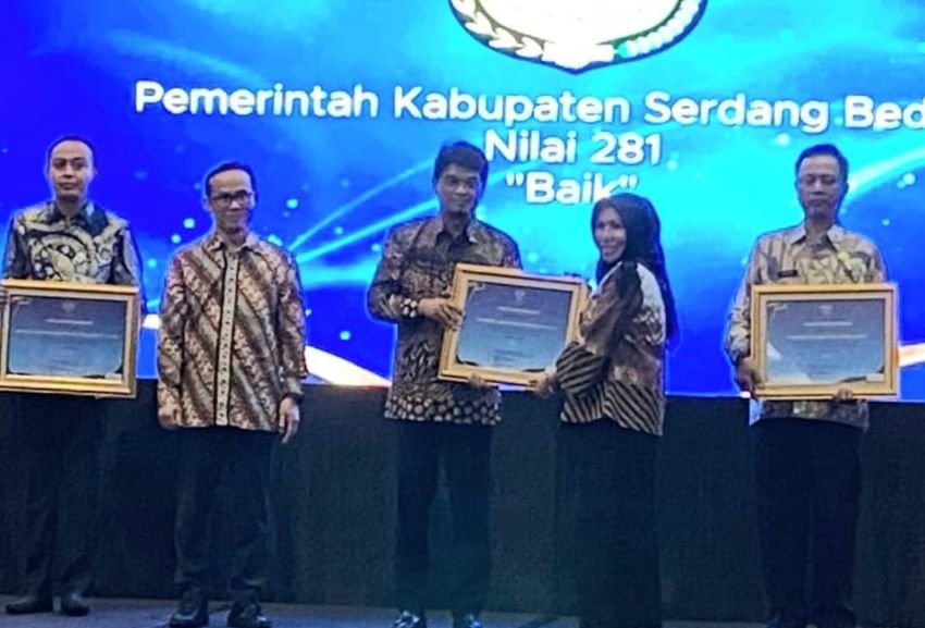 Terima Penghargaan Sistem Merit, Buktikan Komitmen Pemkab Sergai dalam Pengelolaan ASN