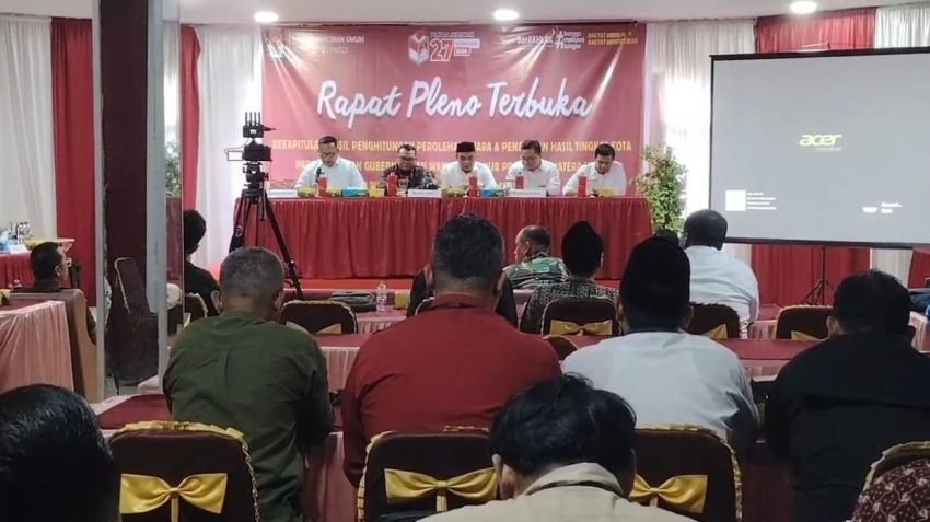 KPU Tebingtinggi Gelar Rapat Pleno Rekapitulasi Penghitungan Suara Pilkada 2024