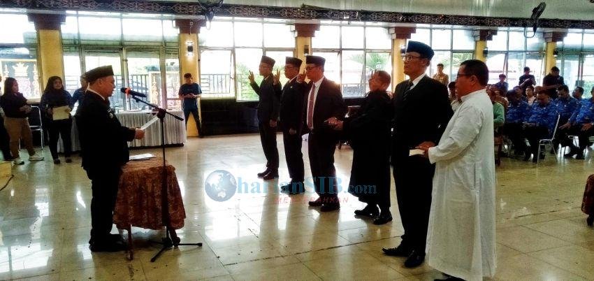Bupati Dairi Lantik Bawas Perumda Air Minum dan PD Pasar