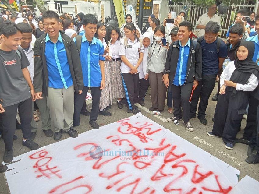 140 Siswa SMKN 10 Medan Kembali Orasi Protes Kegagalan Daftar ke PTN Lewat Jalur SNBP