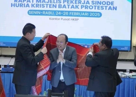 Pdt Bumaman Teodeki Tarigan Berkolaborasi Dengan MPS HKBP Dirikan Bank Perkreditan Rakyat