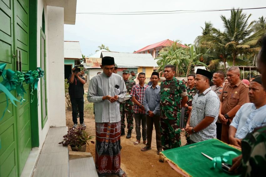 Karya Bhakti TNI, Danrem Lilawangsa Resmikan Meunasah Ratu Nahrisyah Pasai