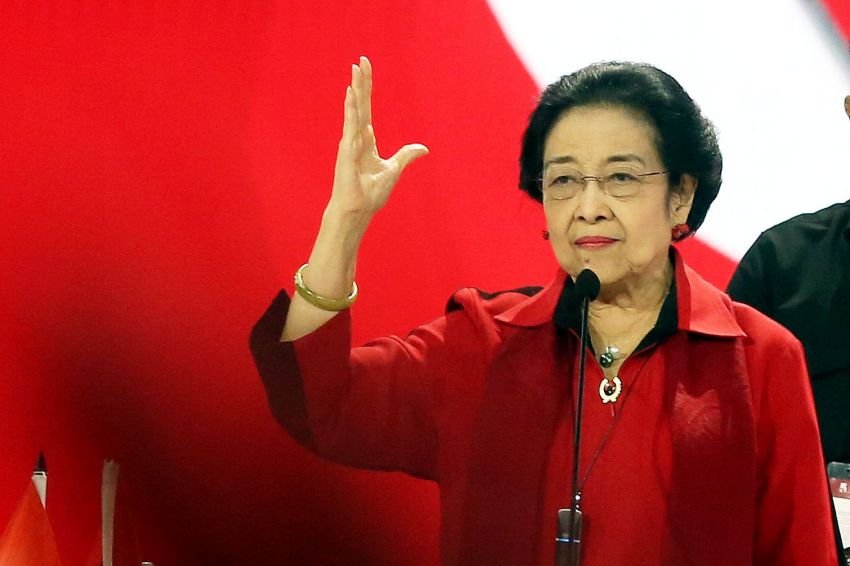 PDIP Siaga! Guntur Romli Ngamuk: Ada Pengkhianat Mau Hancurkan Partai, KPK Ditantang!