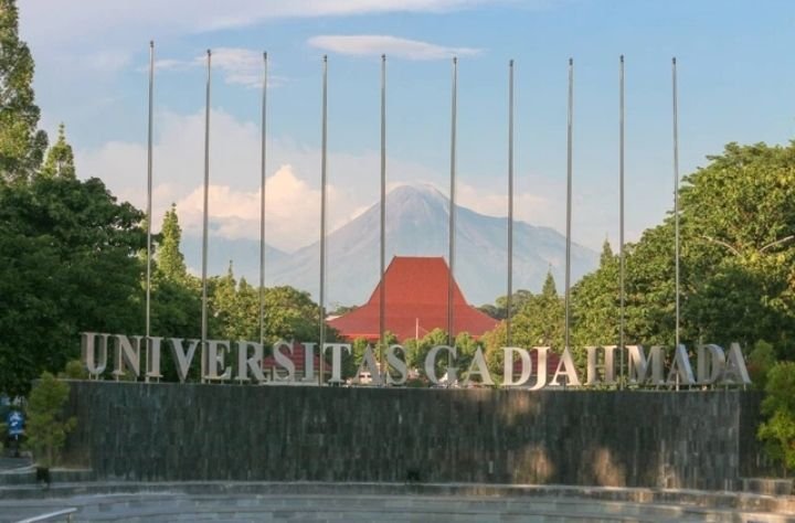 BEM UGM Sampaikan Mosi Tidak Percaya Terhadap Rektor