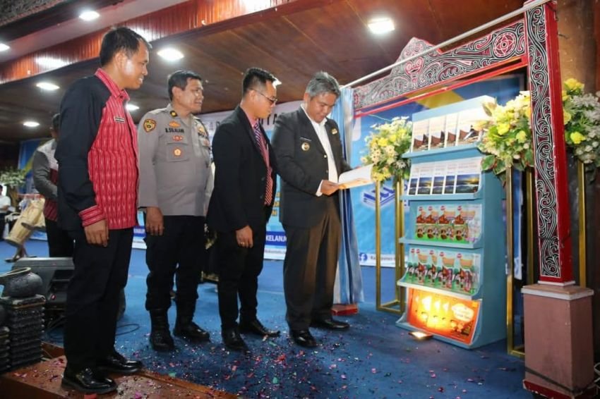 Pemkab Taput Luncurkan Buku Budaya Batak Toba