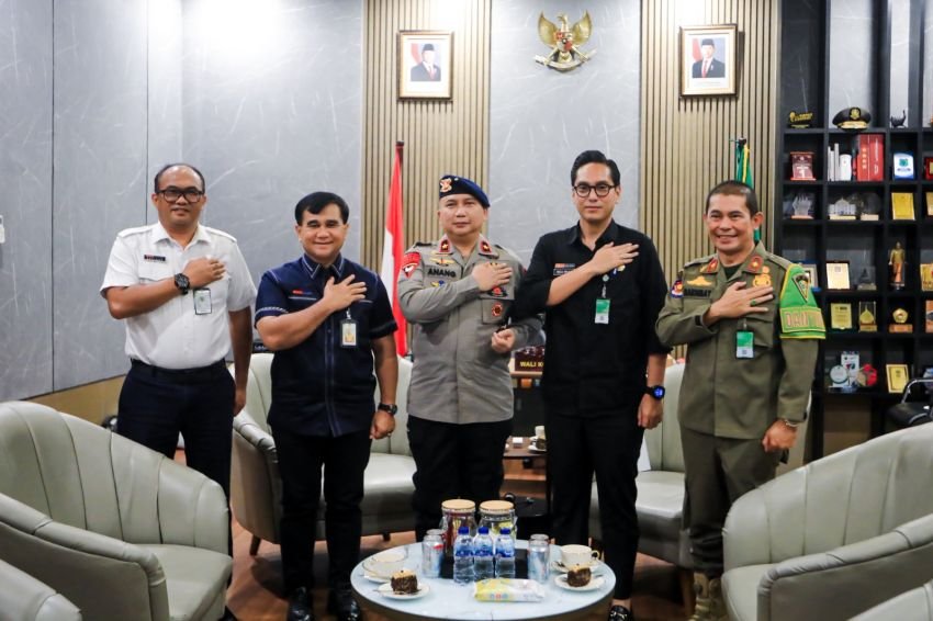 Terima Kunjungan Danpas Brimob I, Rico Waas Harap Brimob Bantu Atasi Tawuran di Medan Utara