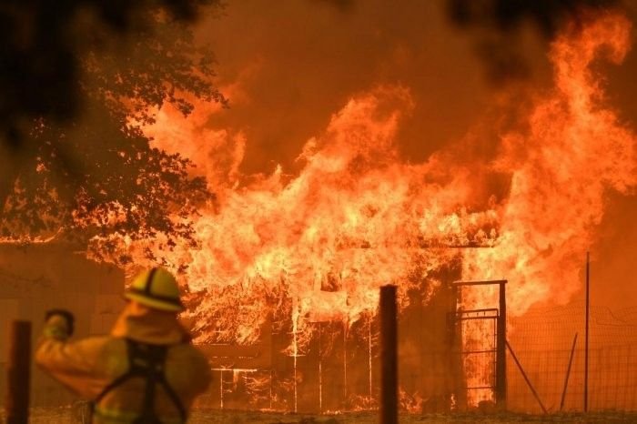 Tragedi Mematikan di India Selatan, Ledakan dan Kebakaran Hanguskan Pabrik Kimia 39 Orang Tewas
