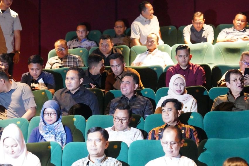 Kapolda, Pangdam I/BB, dan Gubernur Sumut Hadiri Nobar Film “Believe”