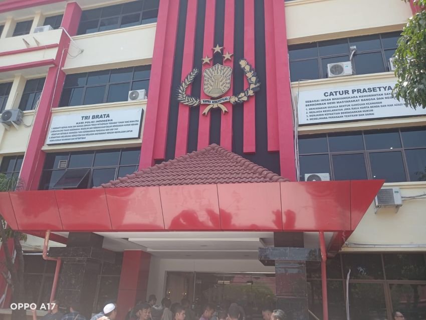 Polda Sumut Limpahkan Tersangka Pemalsu Dokumen Mobil Antik ke Jaksa