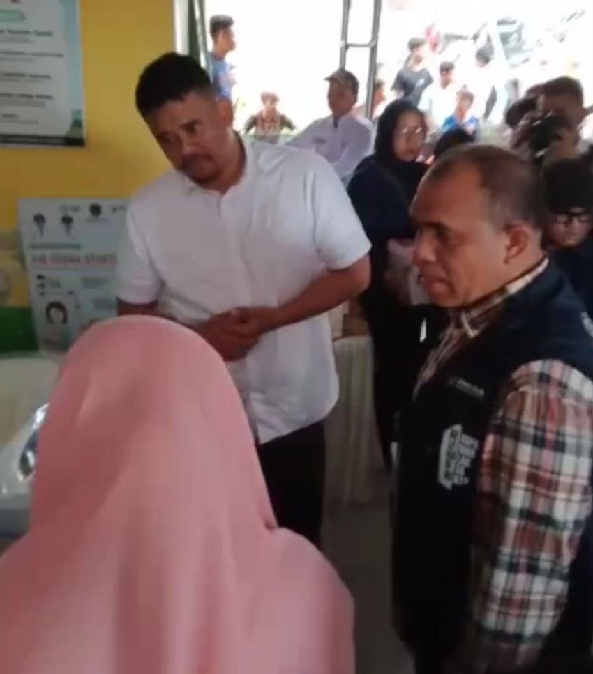 Gubernur Bobby Tinjau Poskesdes di Labura, Tekankan Penguatan Layanan Dasar
