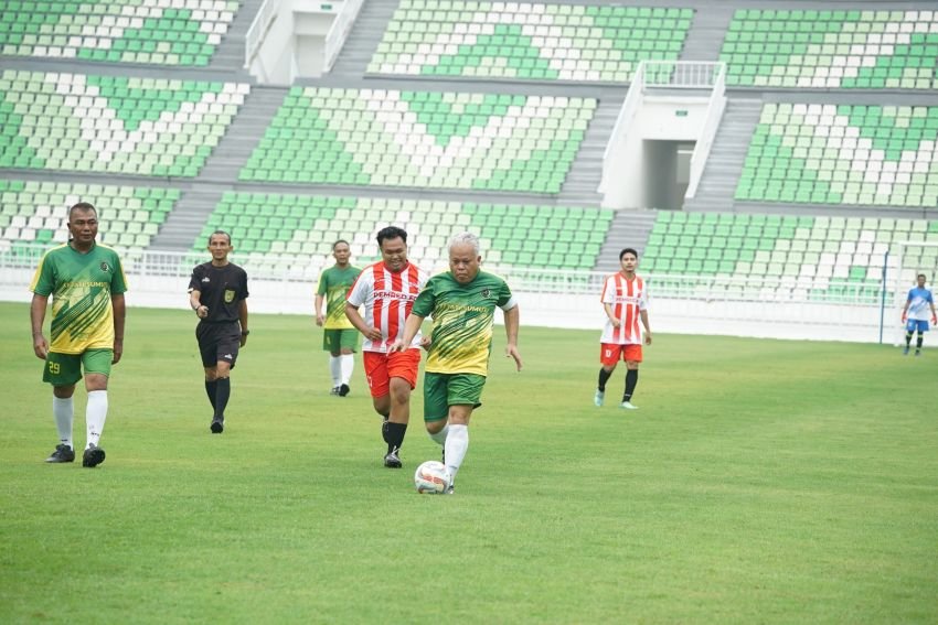 Gelar Pertandingan Persahabatan di Lapangan SUSU, Kejatisu dan Tim Pemred Media Skor 4-0