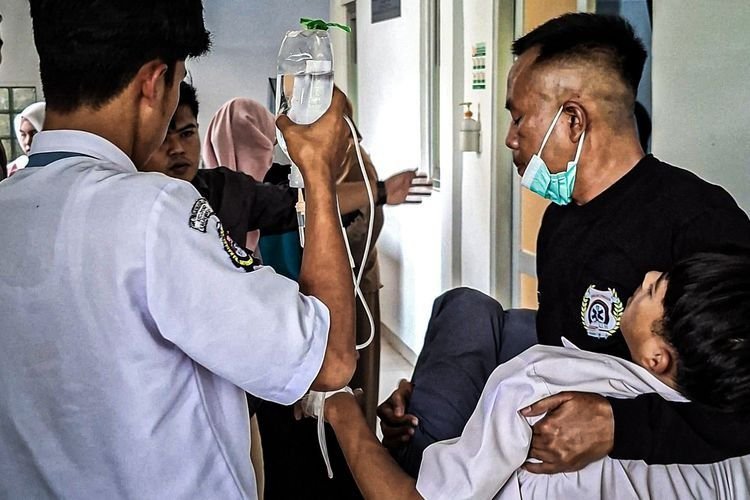 Bandung Barat Ditetapkan Status KLB Terkait 364 Pelajar Diduga Keracunan MBG