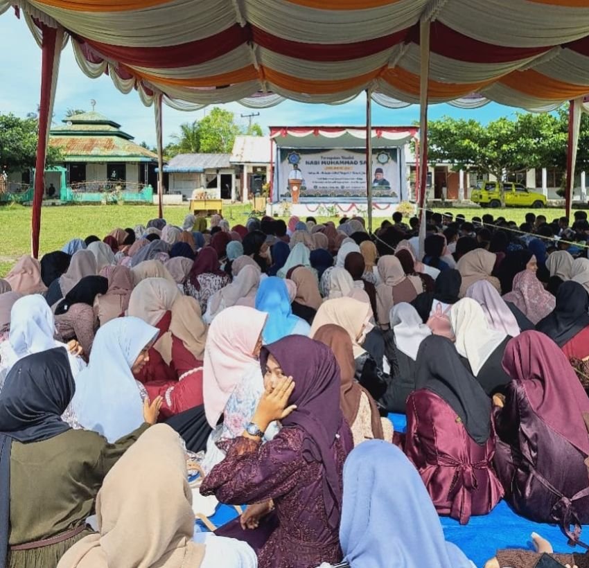Siswa SMAN 1 Tanah Jawa Peringati Maulid Nabi Muhammad SAW 1447 H
