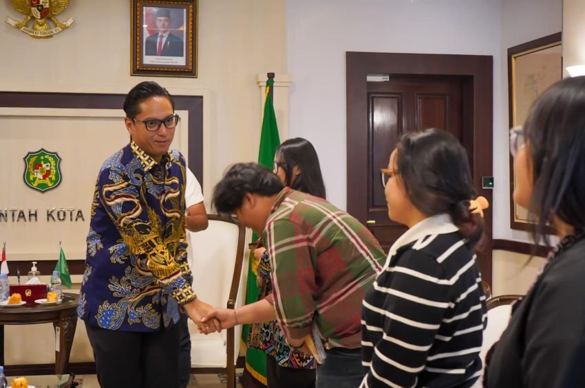 Rico Waas Dukung Anak Muda Angkat Budaya Lokal Lewat Jong Batak’s Arts Festival