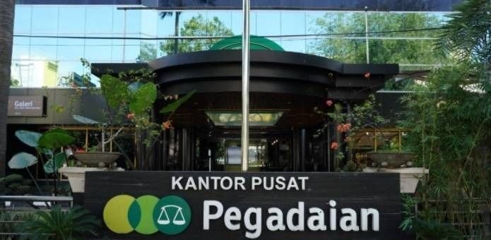 Harga Emas Naik, Nasabah Pegadaian Ramai Ajukan Tambahan Pinjaman