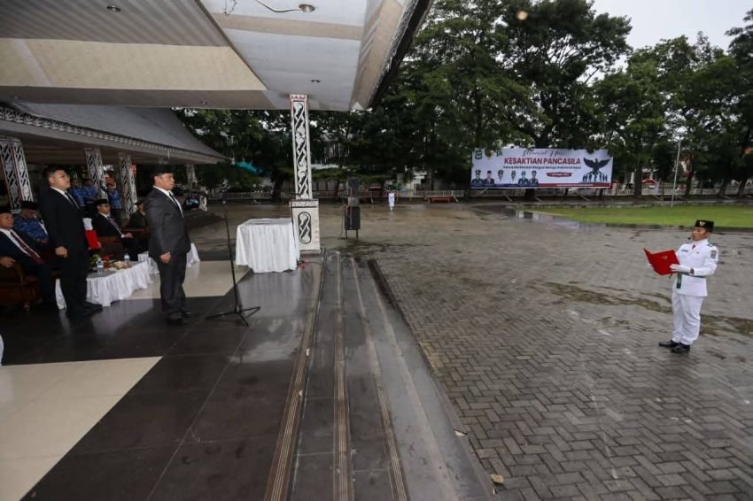 Hujan Tak Surutkan Semangat, Upacara Hari Kesaktian Pancasila di Pematangsiantar Tetap Khidmat