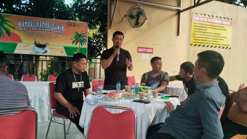 Perkuat Sinergi, Polres Sergai Gelar Coffee Evening Bersama Insan Pers