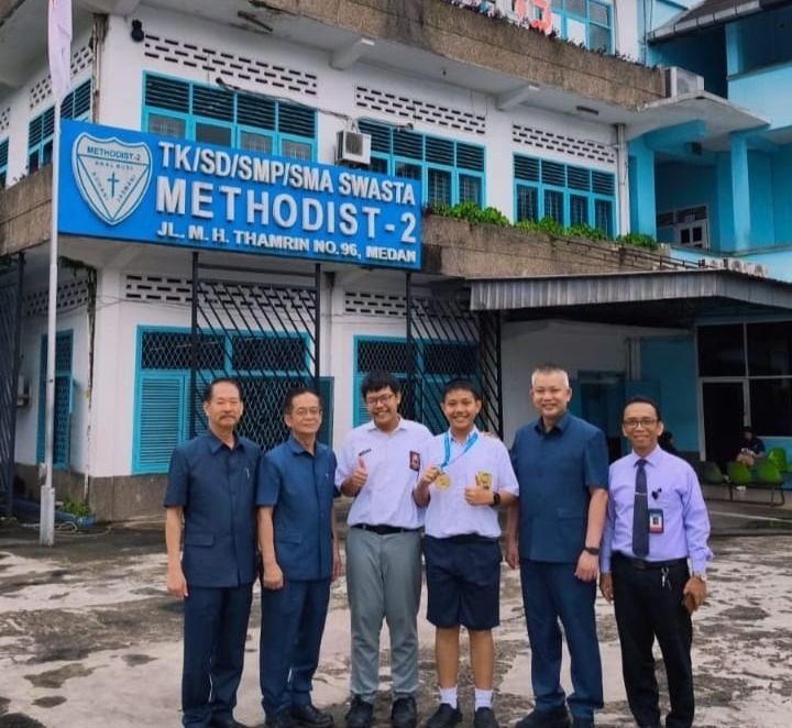 Brevin Lois Surbakti Siswa SMP Methodist-2 Medan Raih Medali Emas OSN 2025